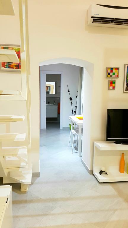Dante Home - Bari Centro Екстериор снимка